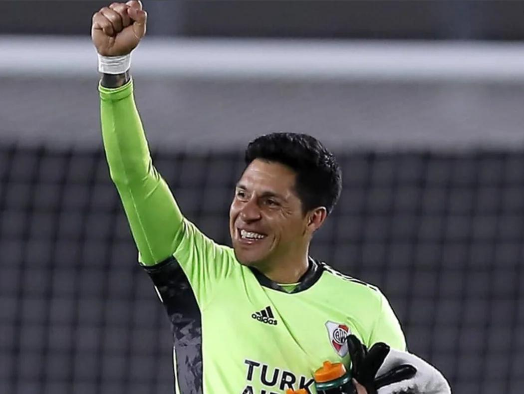 Enzo Pérez: la noche que atajó el capitán